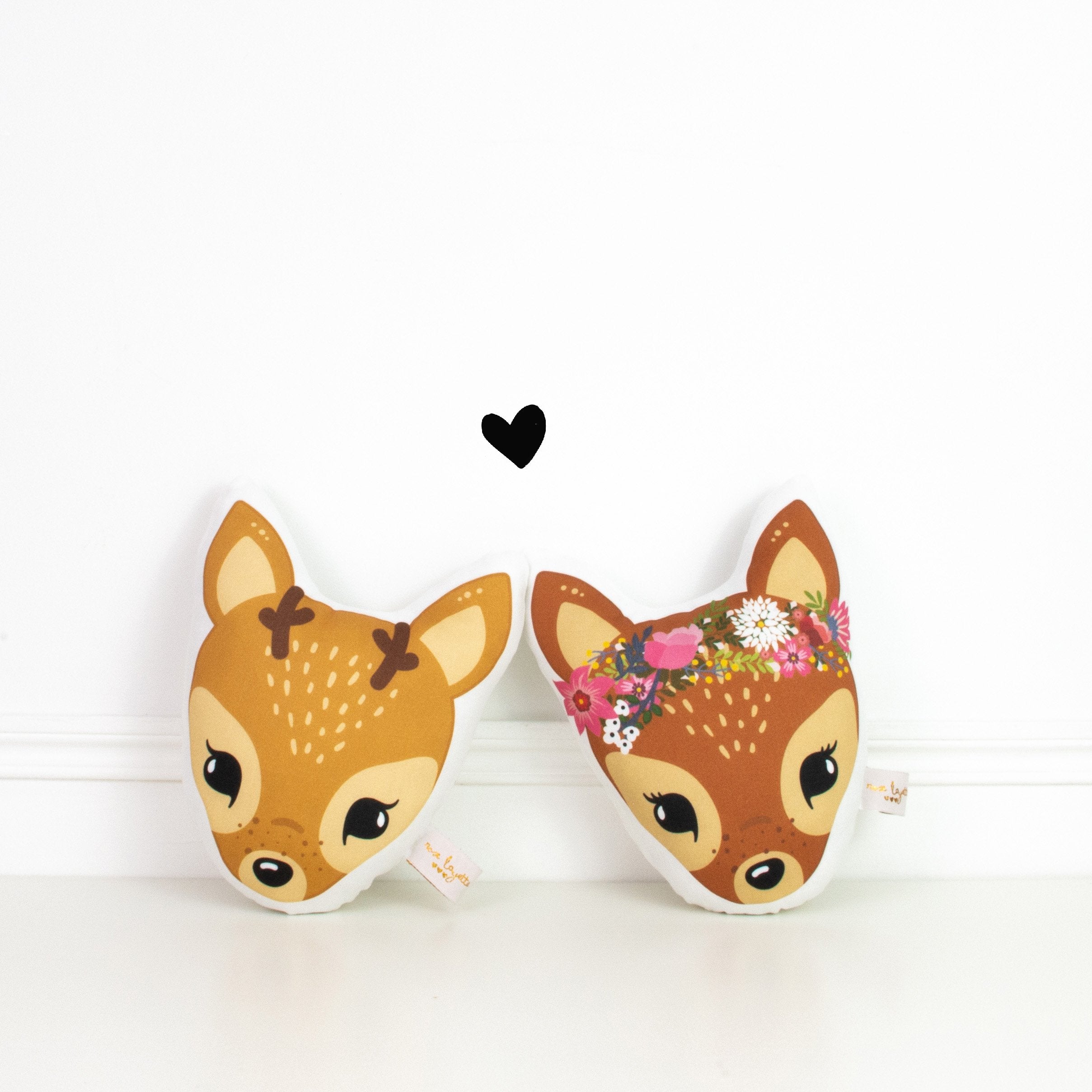 Petite tête de Lulu - Biche couronne de fleurs