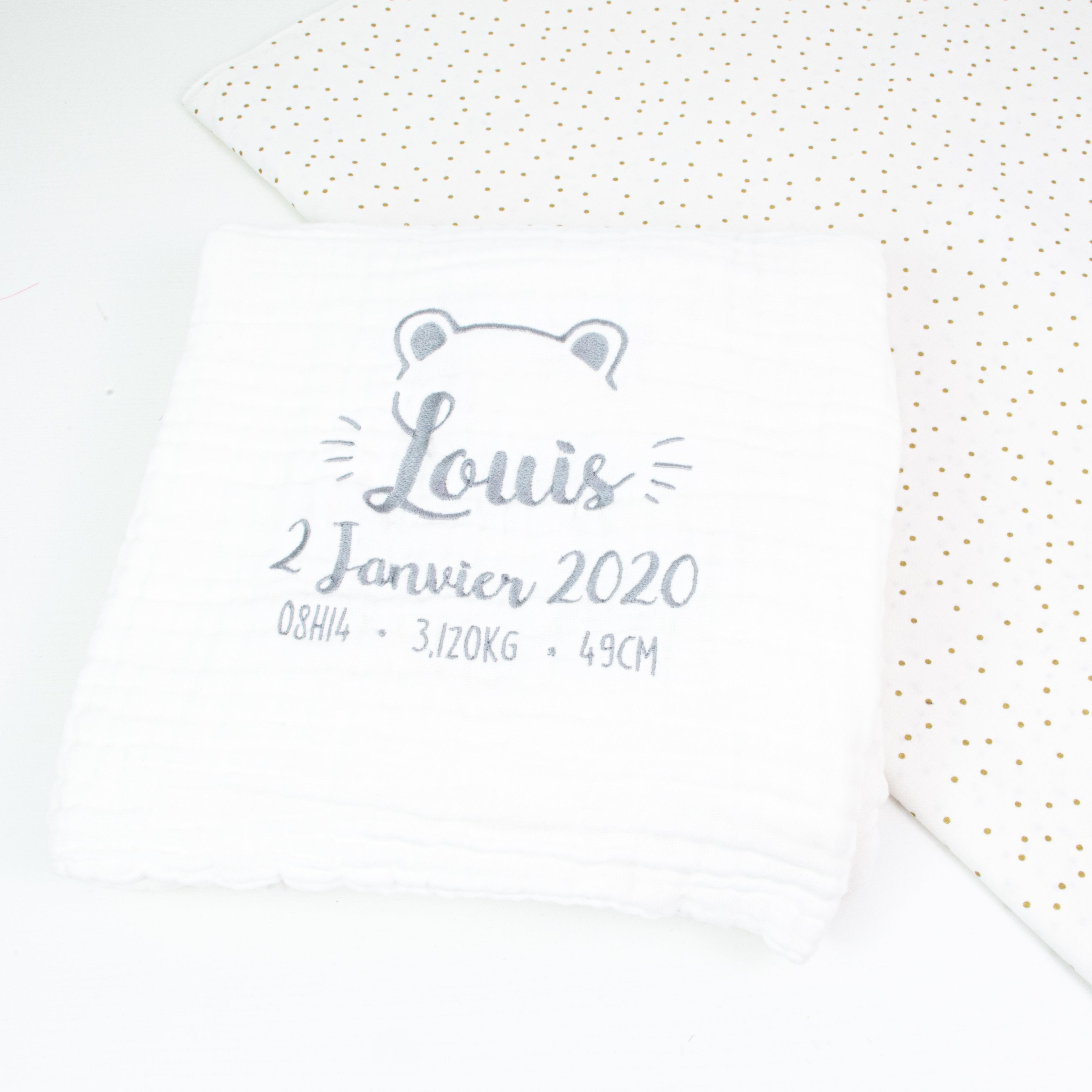 Couverture en gaze brodée - 105x105 cm - Couleur de la broderie au choix