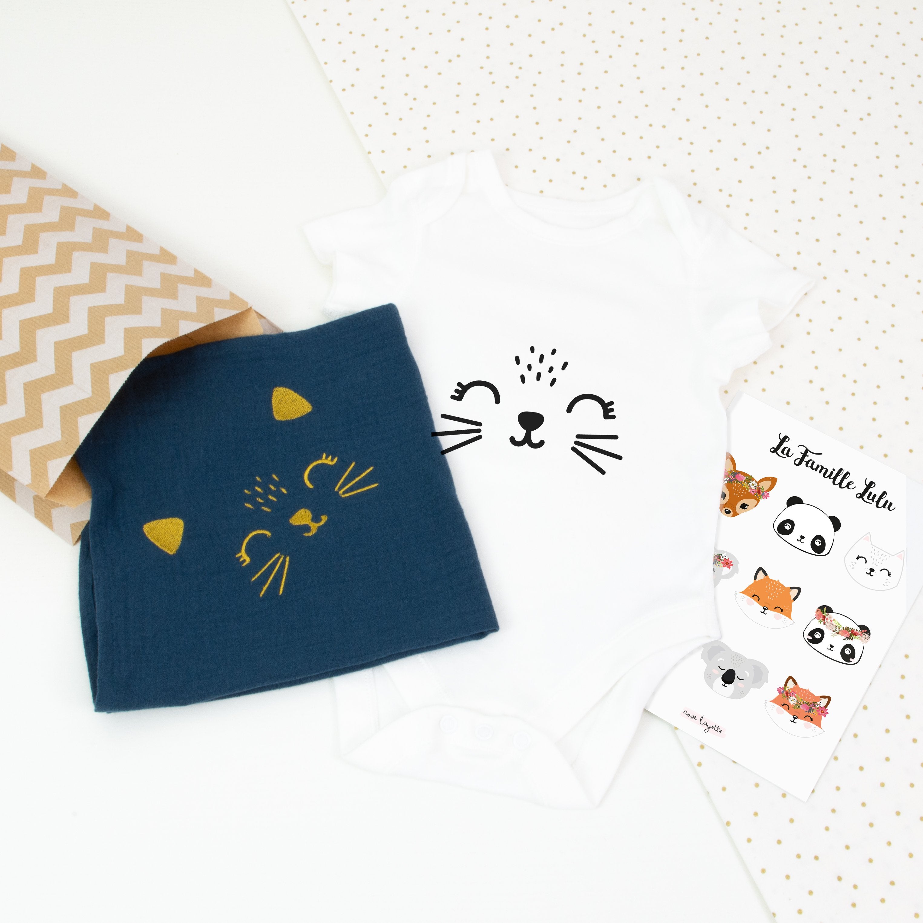 Pochette Cadeau : Doudou brodé et body